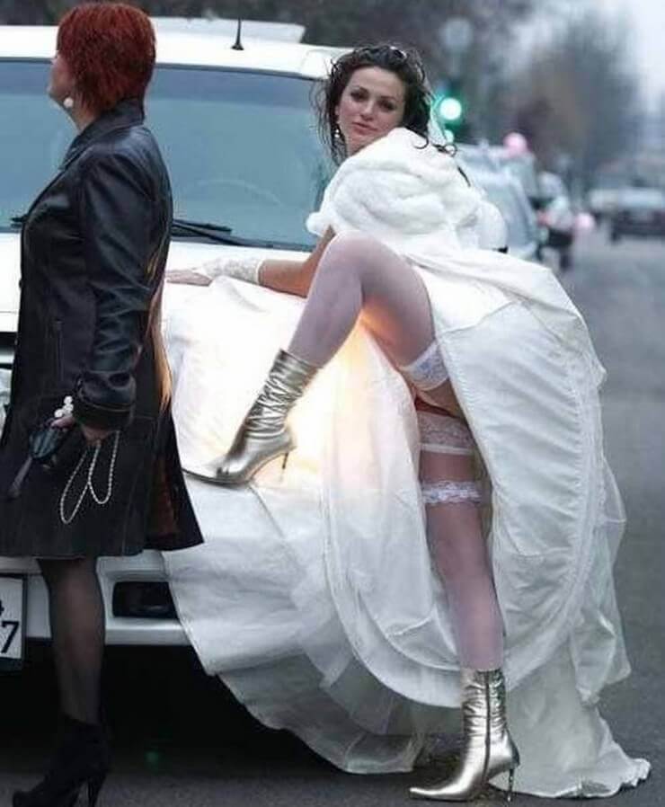 As fotos de álbuns de casamento mais bizarras da internet Fotos de álbuns de casamento engraçadas