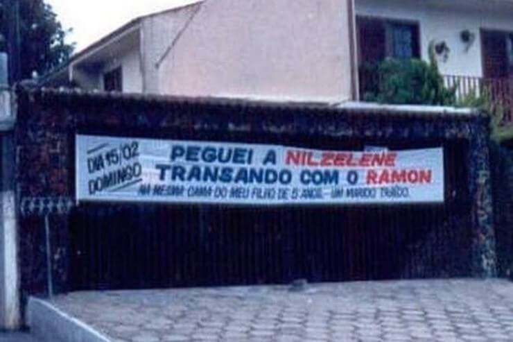 Situações bizarras de namoro