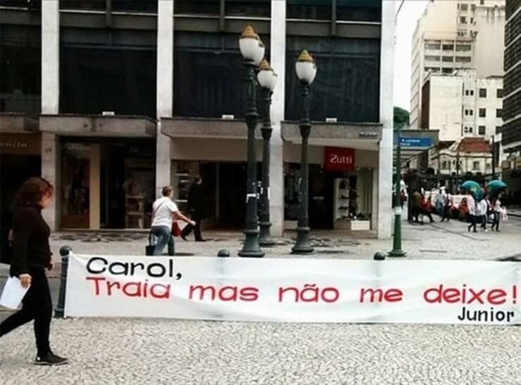 Situações bizarras de namoro