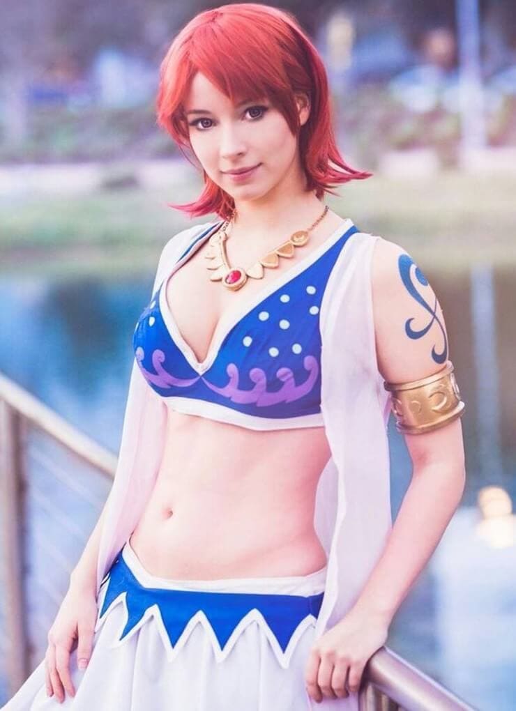Enji Night cosplayer húngara erótica pelada