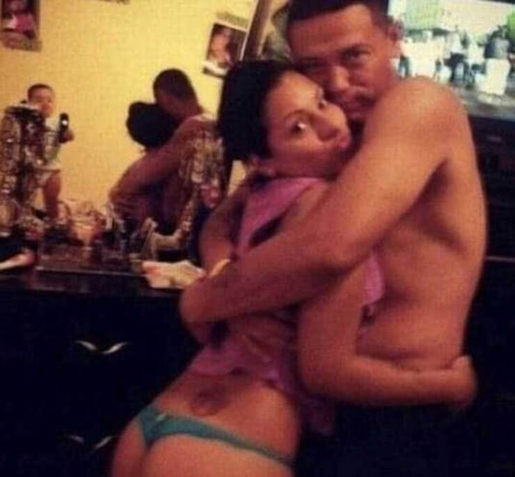 20 mães que foram pegas pelos filhos se exibindo em selfies Mães bizarras se exibindo em selfies