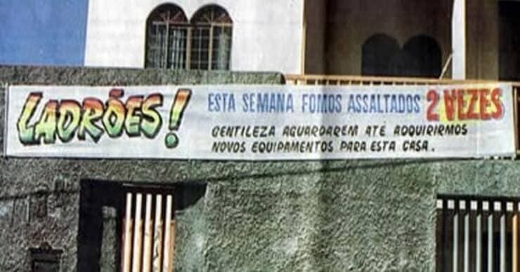 20 pessoas irritadas que fizeram pedidos bizarros a ladrões Pedidos bizarros a ladrões feitos por pessoas desesperadas