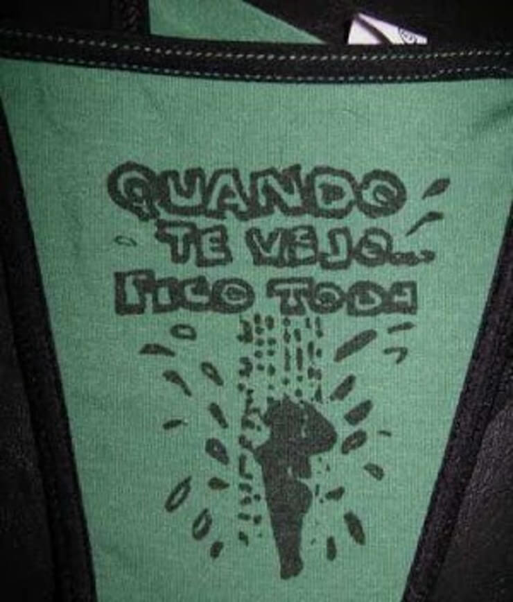 20 calcinhas com mensagens bizarras que merecem o Oscar Calcinhas com mensagens bizarras