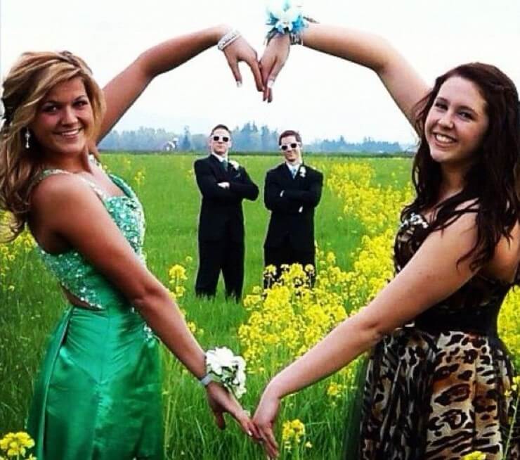 Fotos de formatura bizarras da Internet