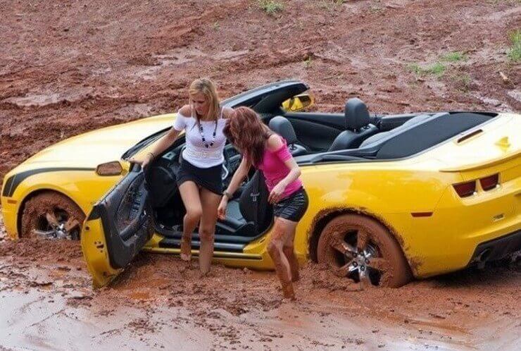 20 situações insanas de quem já acordou com o pé esquerdo Pessoas azaradas em situações insanas