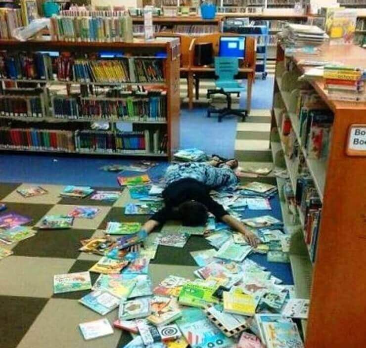 20 situações insanas de quem já acordou com o pé esquerdo Pessoas azaradas em situações insanas