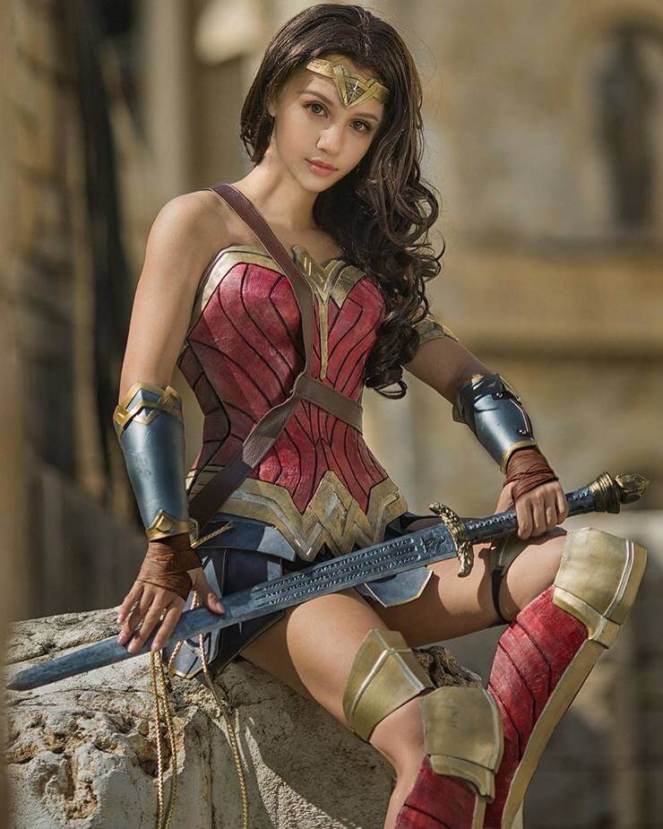 10 cosplayers famosas do universo geek mais bonitas do Instagram Cosplayers famosas sensuais do mundo geek