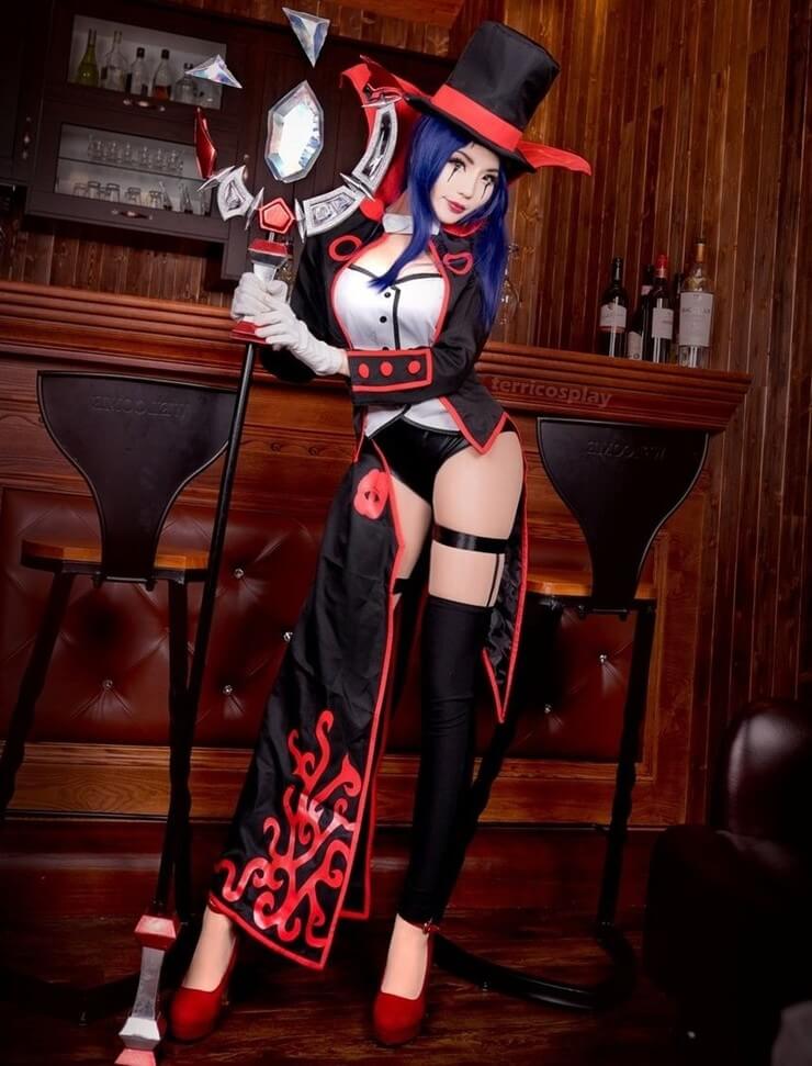 10 cosplayers famosas do universo geek mais bonitas do Instagram Cosplayers famosas sensuais do mundo geek