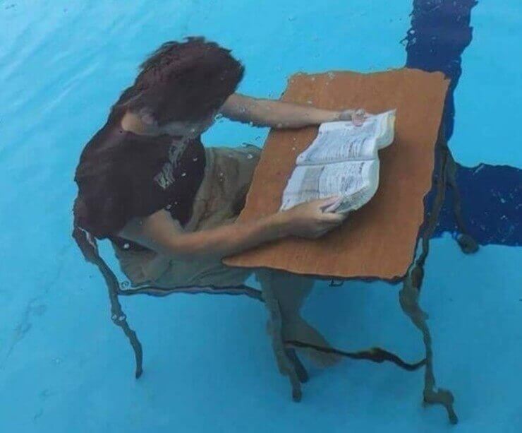 Fotos bizarras de pessoas sem juízo