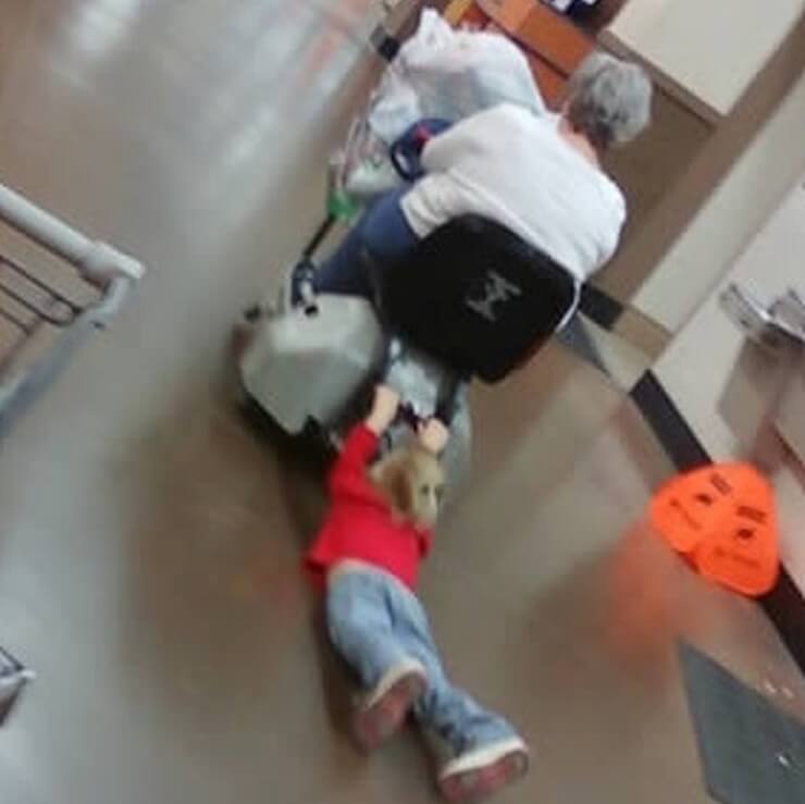 20 clientes sem noção que você pode encontrar na hora das compras Clientes sem noção vistos em supermercados