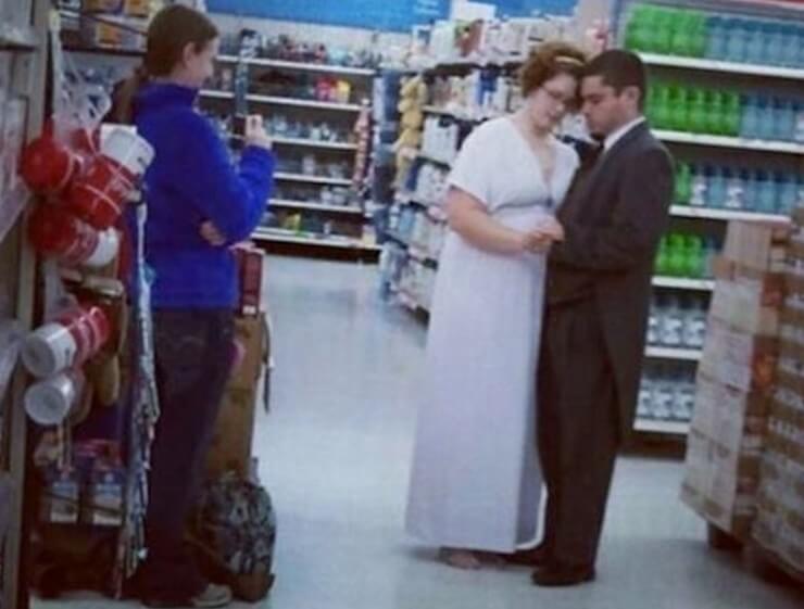 20 clientes sem noção que você pode encontrar na hora das compras Clientes sem noção vistos em supermercados