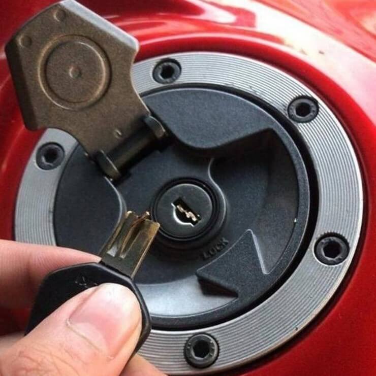 Pessoas que acordaram com o pé esquerdo e tiveram o pior dia da vida