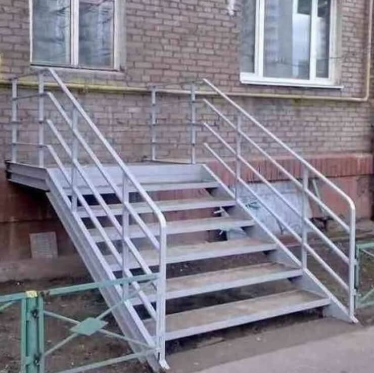 Erros engraçados de construções que ninguém consegue entender