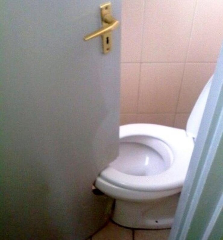 Erros engraçados de construções que ninguém consegue entender