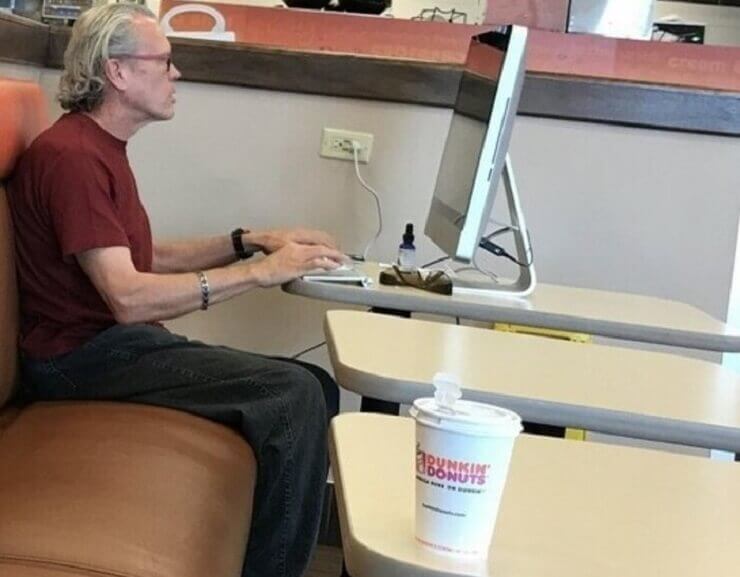 20 imagens engraçadas da internet que não fazem um pingo de sentido Imagens engraçadas da internet que nos deixam milhões de perguntas