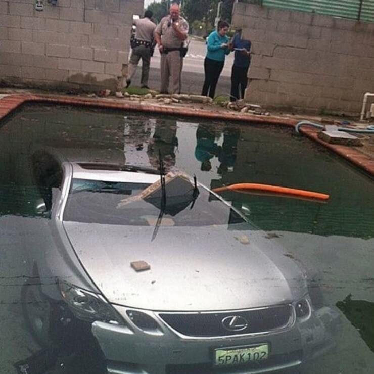 Fotos de pessoas que acordaram com o pé esquerdo