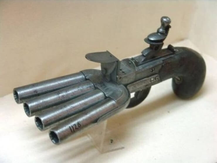 20 armas antigas exóticas que você vai duvidar de que elas existiram Armas antigas exóticas que vão fazer você dar várias risadas