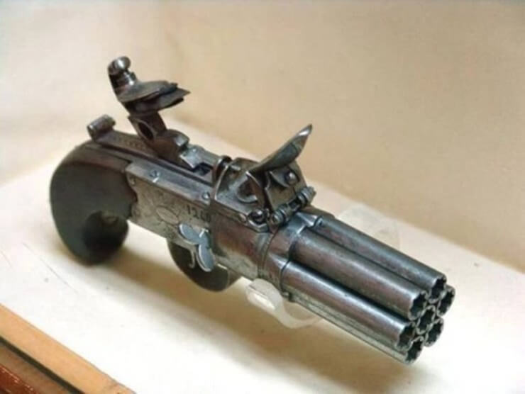 20 armas antigas exóticas que você vai duvidar de que elas existiram Armas antigas exóticas que vão fazer você dar várias risadas