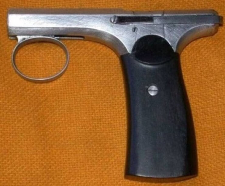 20 armas antigas exóticas que você vai duvidar de que elas existiram Armas antigas exóticas que vão fazer você dar várias risadas
