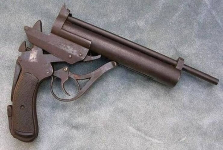 20 armas antigas exóticas que você vai duvidar de que elas existiram Armas antigas exóticas que vão fazer você dar várias risadas
