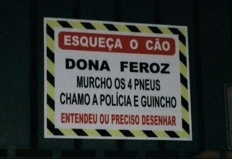 20 placas bizarras da internet que vão divertir ainda mais o seu dia Placas bizarras da internet que vão deixar o seu dia mais divertido