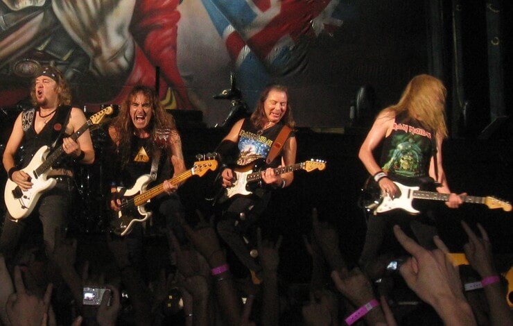 10 bandas ícones da música antes e depois de fazerem grande sucesso Bandas ícones da música mais famosas do mundo