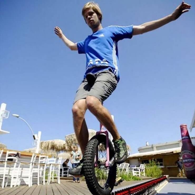 Pessoas com habilidades insanas que vão fazer você duvidar