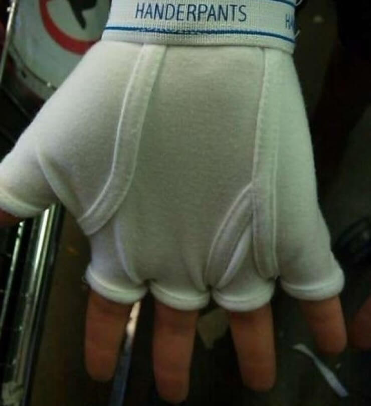 Coisas bizarras encontradas em brechós vendidas na internet