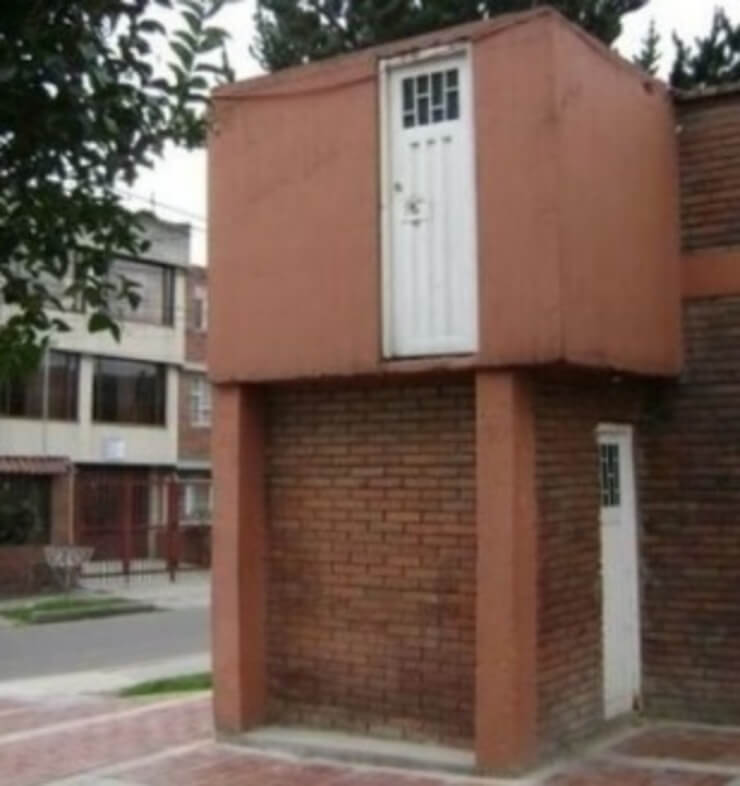 20 erros grotescos que transformaram a arquitetura em uma aberração Erros grotescos e bizarros da arquitetura