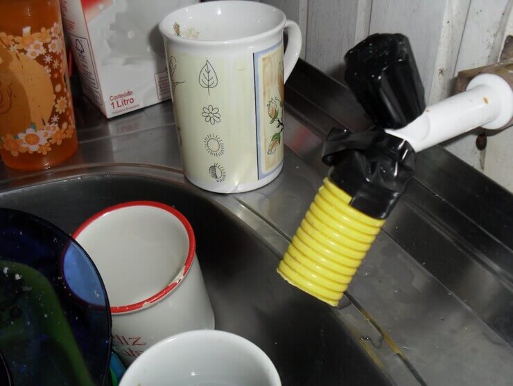 Razões pelas quais o brasileiro é o mestre da gambiarra