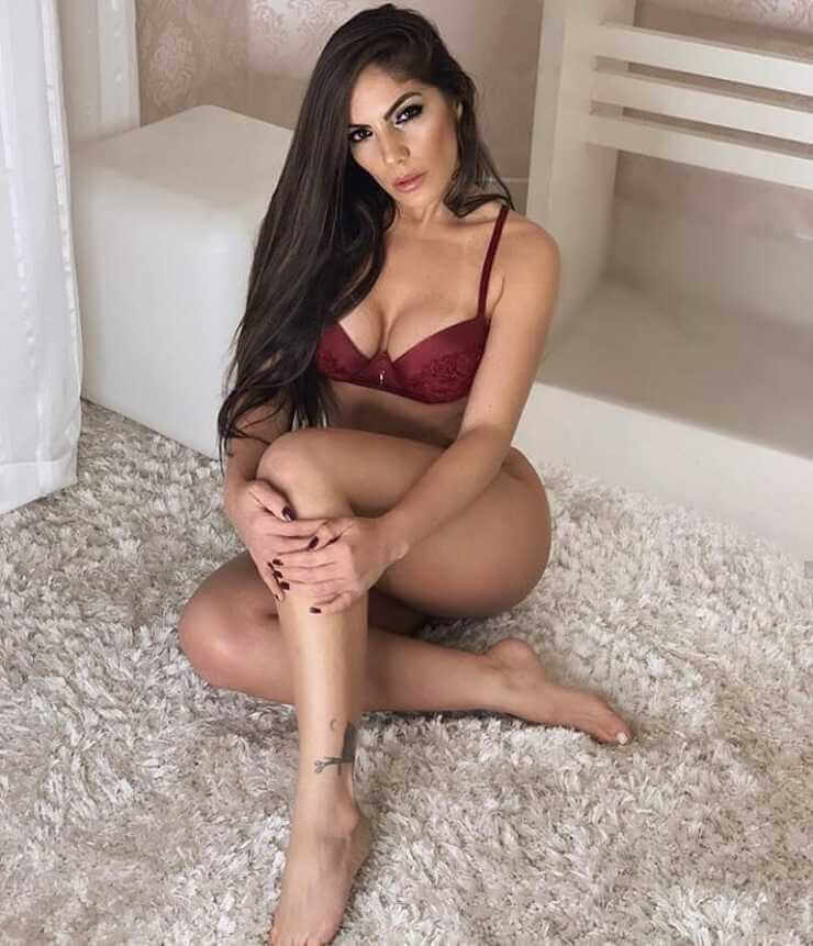 Participantes do Big Brother Brasil que posaram peladas