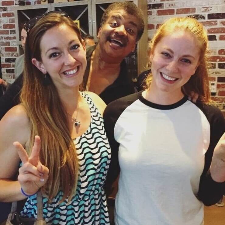 20 intrusos aloprados que deram mais graça a selfies alheias Intrusos aloprados em selfies alheias