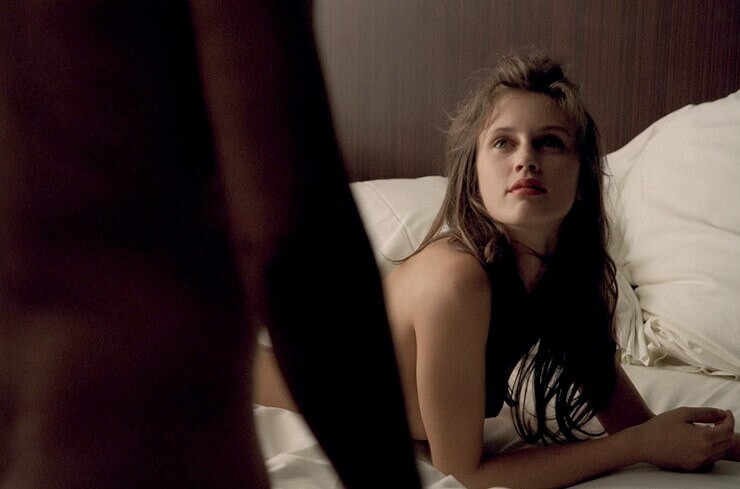 Atriz Anna-Maria Sieklucka Nua