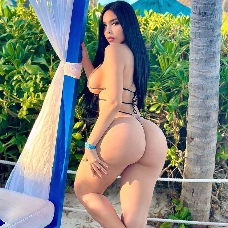 Fotos da modelo mexicana Ennid Wong